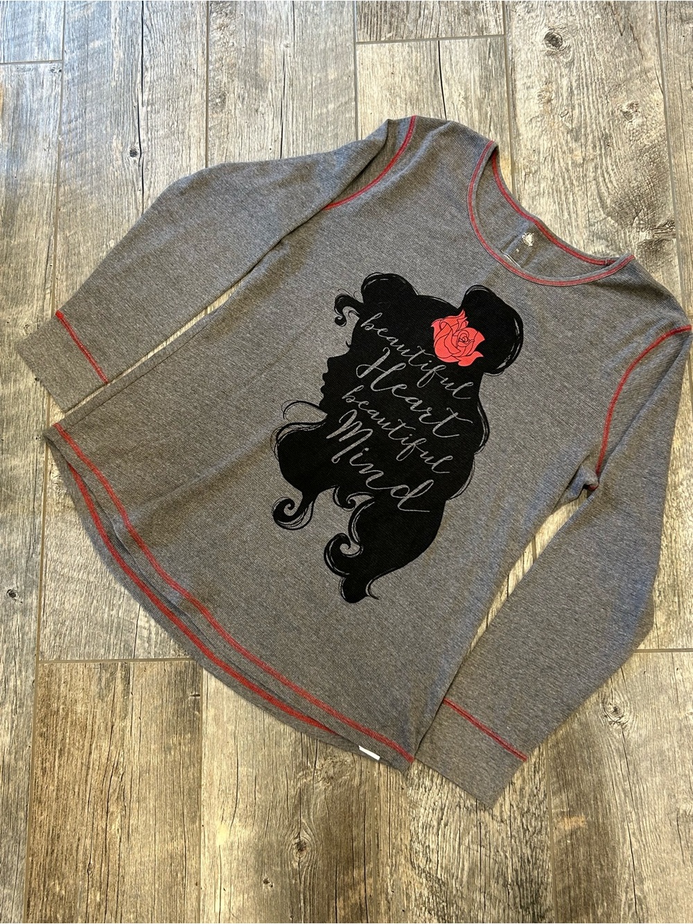 Disney “Beauty and the beast “Belle Long-Sleeve plus size Sweater size 2XL